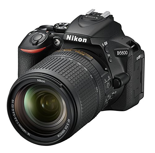 Nikon D5600 18-140/3.5-5.6 AF-S DX Nikkor G ED VR - Camara Digital